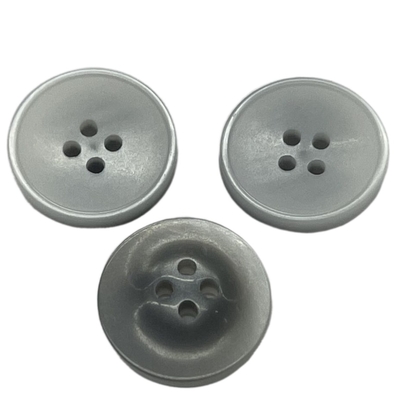 Nhựa màu bạc ODM Nút nhựa lạ mắt 4 lỗ trong 26L Sử dụng cho áo khoác