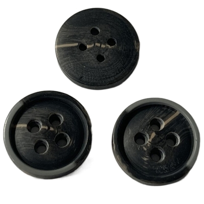 Áo khoác 15mm Áo khoác ngoài Bốn lỗ Faux Horn Buttons With Rim