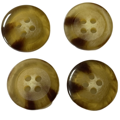 3/4 &quot;Bốn lỗ bằng nhựa giả sừng Nút áo ODM Màu sử dụng cho áo len áo khoác