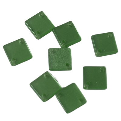 Màu xanh lá cây Các nút vuông tùy chỉnh Màu sắc lạ mắt 2 lỗ trong 6 * 6mm Sử dụng cho Tự làm